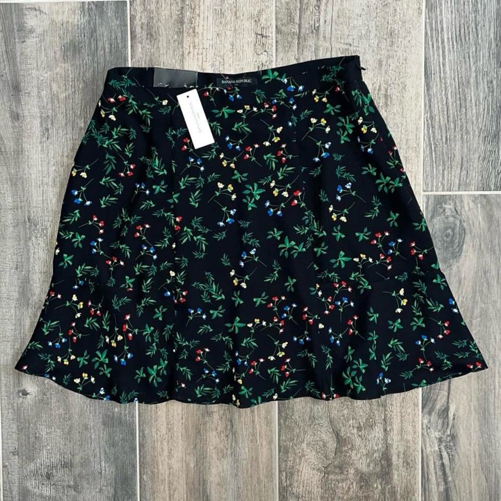 Banana Republic Floral Skirt